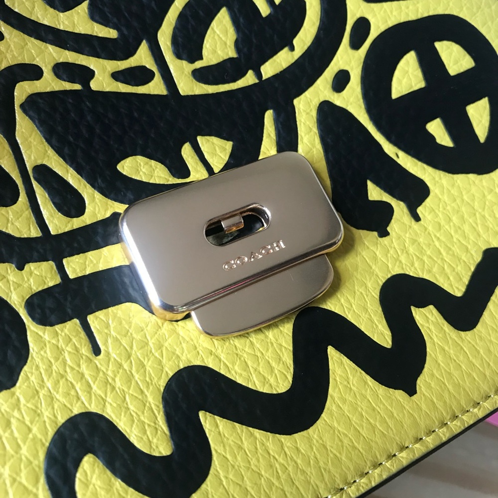 ✅Coach Purse - Picture 15 of 16